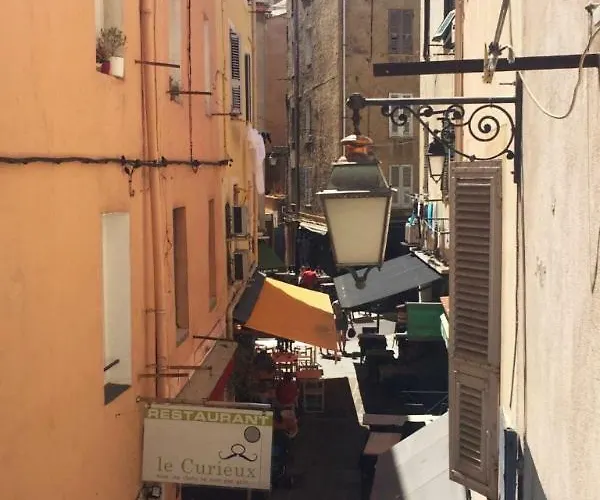 De Charme Centre Historique Ajaccio *