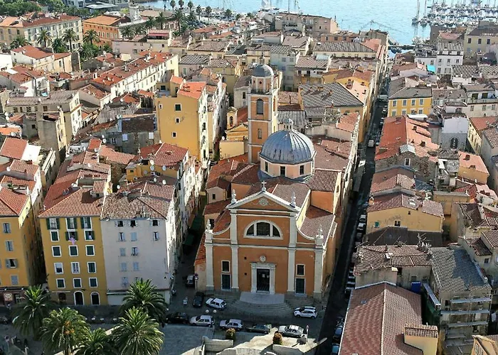 De Charme Centre Historique Ajaccio * Ajaccio (Corsica)